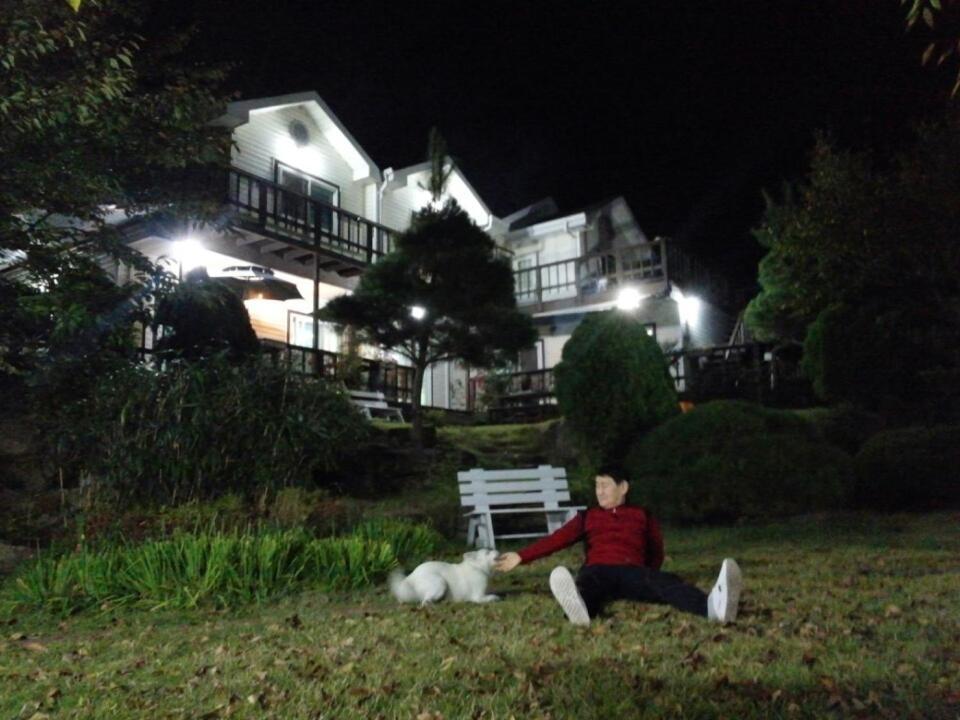 Chamjoeun Pension Chechon Екстер'єр фото