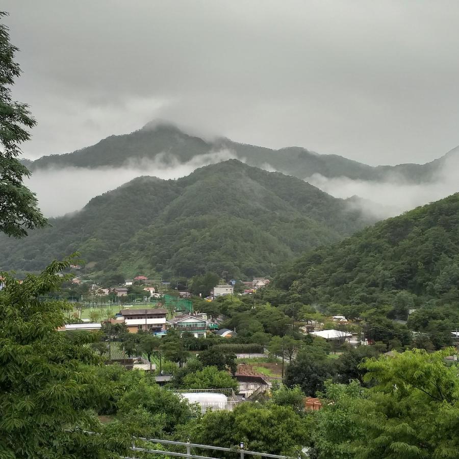 Chamjoeun Pension Chechon Екстер'єр фото